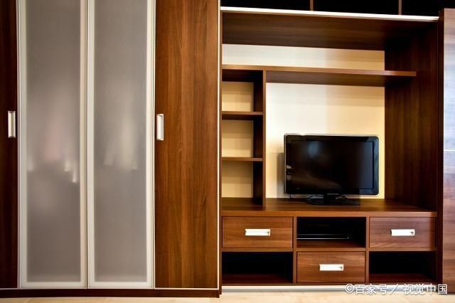 從設(shè)計師閨蜜那里取經(jīng)，定制衣柜需要注意的“3個地方”，別忽視